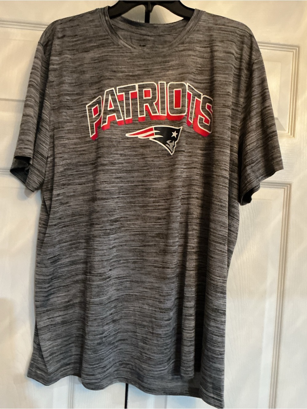 Men's Gray Patriots Short Sleeve Logo Tee